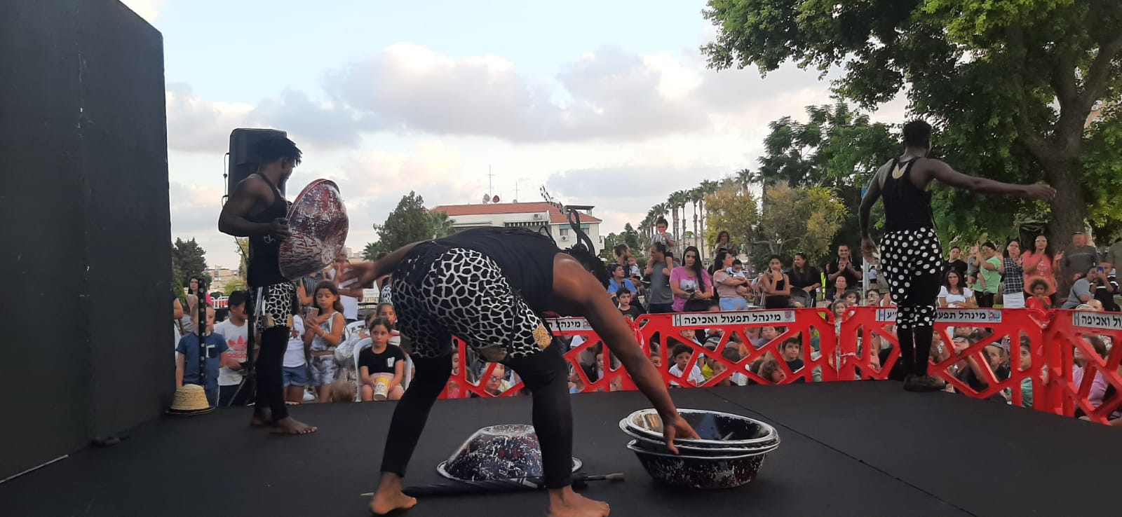 יריד חוגים עירוני, חברה למרכזים קהילתיים בעכו 