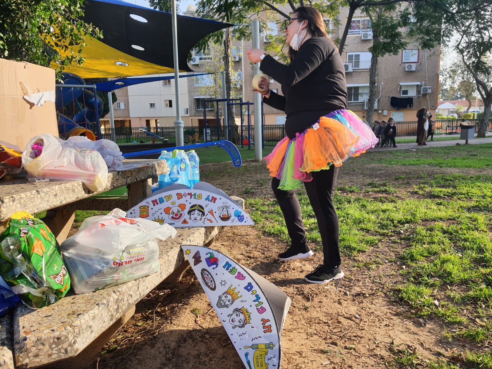 מוטב יחדיו בפעילות פורים בשכונת בורלא